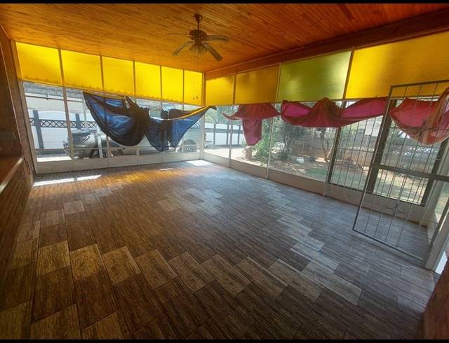 5 BEDROOM HOUSE FOR SALE IN BRENTHURST